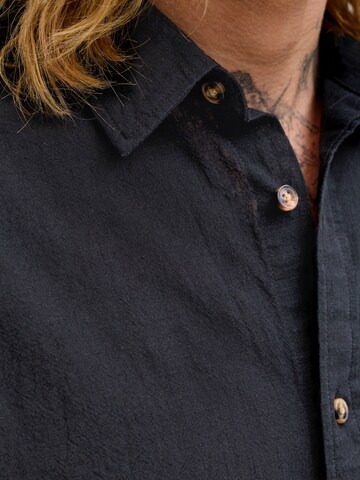 JACK & JONES - Ajuste regular Camisa 'JJESUMMER' en negro