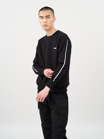 Sweat-shirt Cørbo Hiro en noir : devant