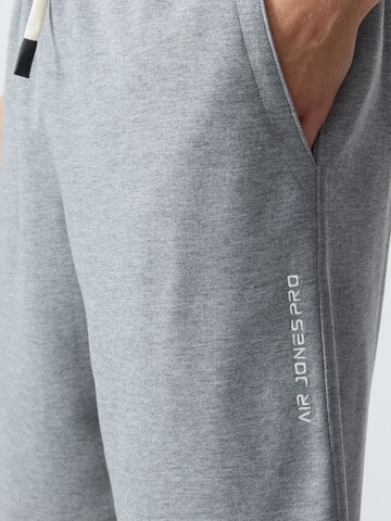 Tommy Life Tracksuit in Grey