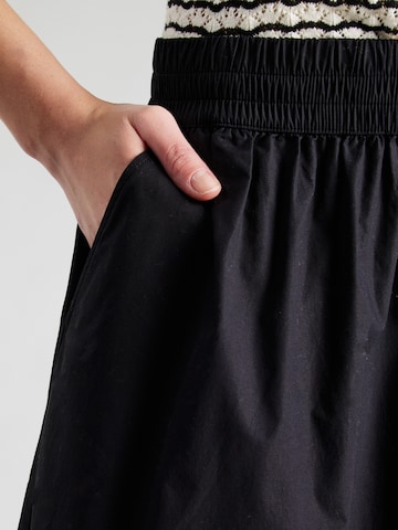 Gonna di s.Oliver in nero