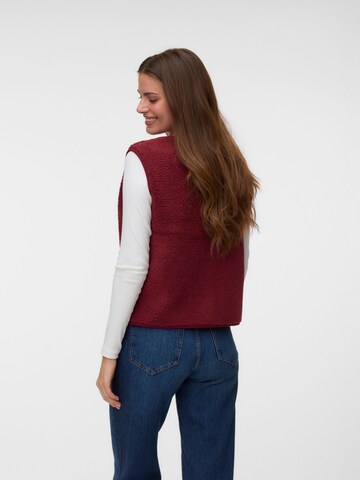 Gilet 'VMJosefine' di VERO MODA in rosso