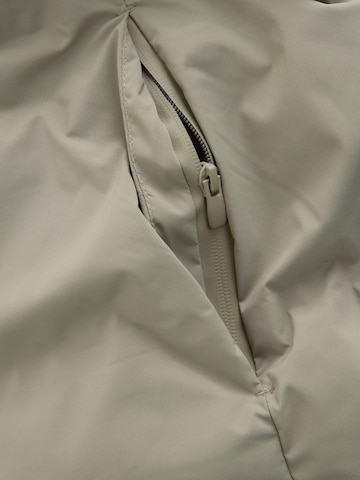 Next Зимняя куртка в Серый