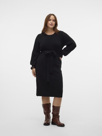Vero Moda Curve Gebreide jurk 'VMCPippa' in Zwart