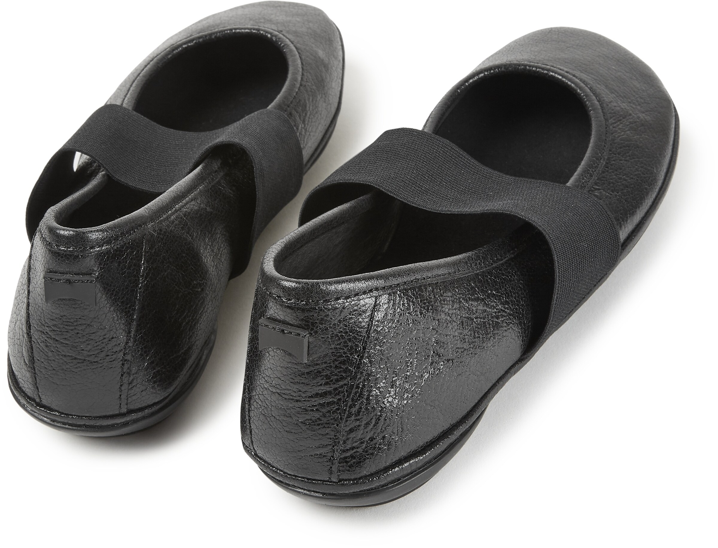 Ballerina con cinturino 'Right Nina' di CAMPER in nero