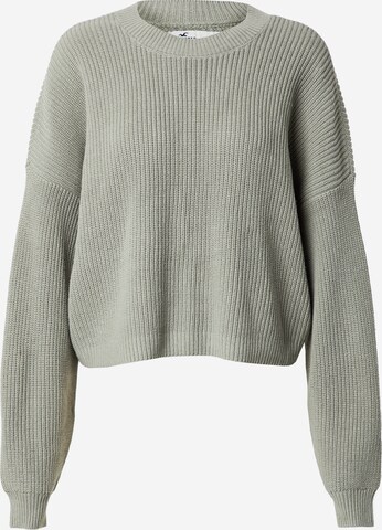 HOLLISTER Sweater in Green: front