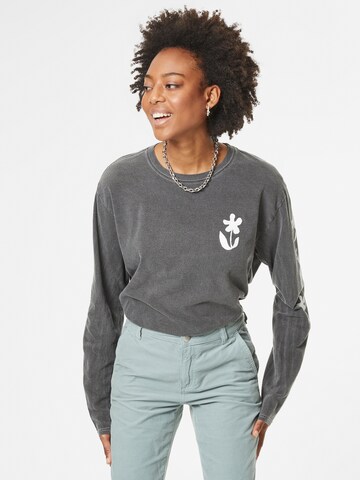 T-shirt Nasty Gal en gris : devant