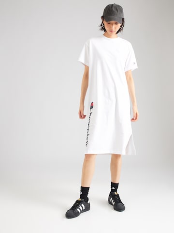 Robe Champion Authentic Athletic Apparel en blanc