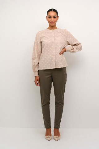 Coupe slim Pantalon Kaffe en marron