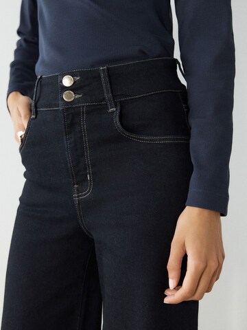Next Wide Leg Jeans in Blau