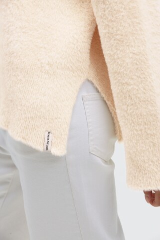 SENSES.THE LABEL Brushed Kapuzenpullover KO:SY in Beige