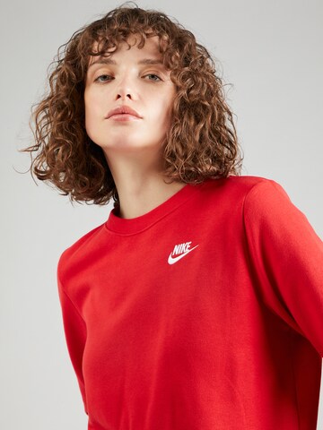 raudona Nike Sportswear Megztinis be užsegimo 'Club Fleece'