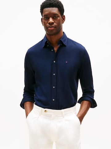 TOMMY HILFIGER - Ajuste regular Camisa en azul: frente
