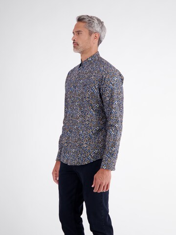 Coupe regular Chemise LERROS en multicouleur