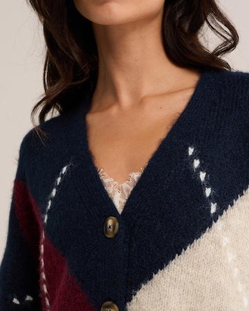 Cardigan dimensiuni mari de la WE Fashion pe albastru