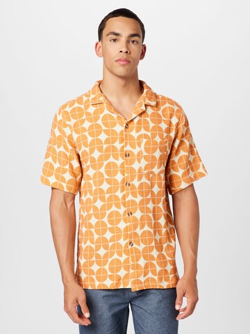 Cotton On - Regular Fit Camisa 'Palma' em laranja: frente