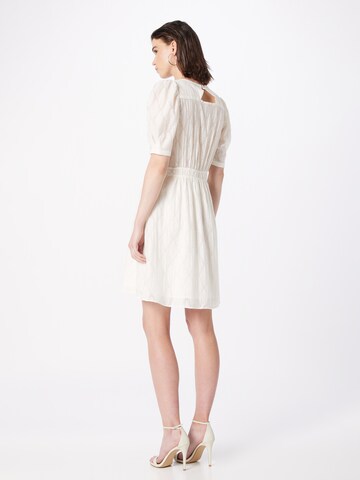 BOSS - Vestido en blanco