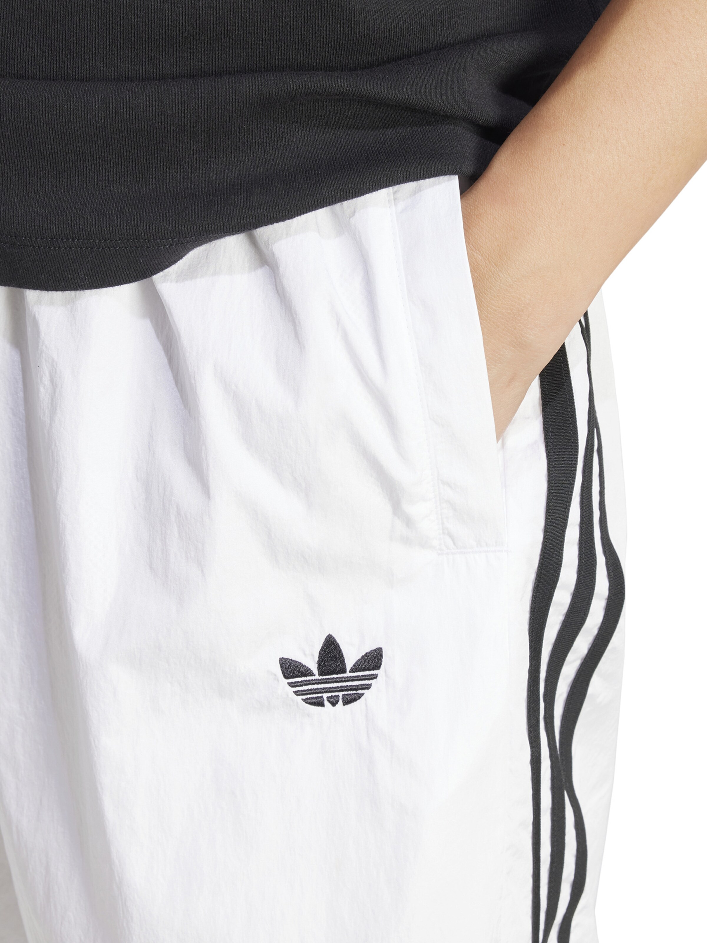 Loosefit Pantaloni 'Adicolor Teamgeist' di ADIDAS ORIGINALS in bianco