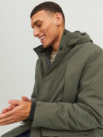 JACK & JONES Winter Parka in Green