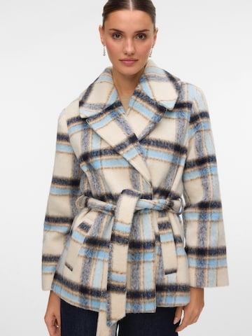 Veste mi-saison 'VMVERA' VERO MODA en beige : devant