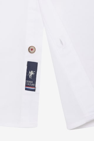 DENIM CULTURE - Ajuste regular Camisa 'FEDERICO' en blanco