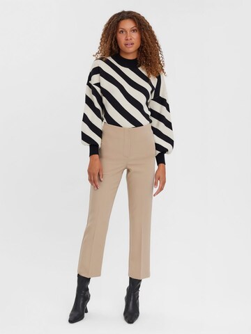 VERO MODA regular Bukser med fals i beige