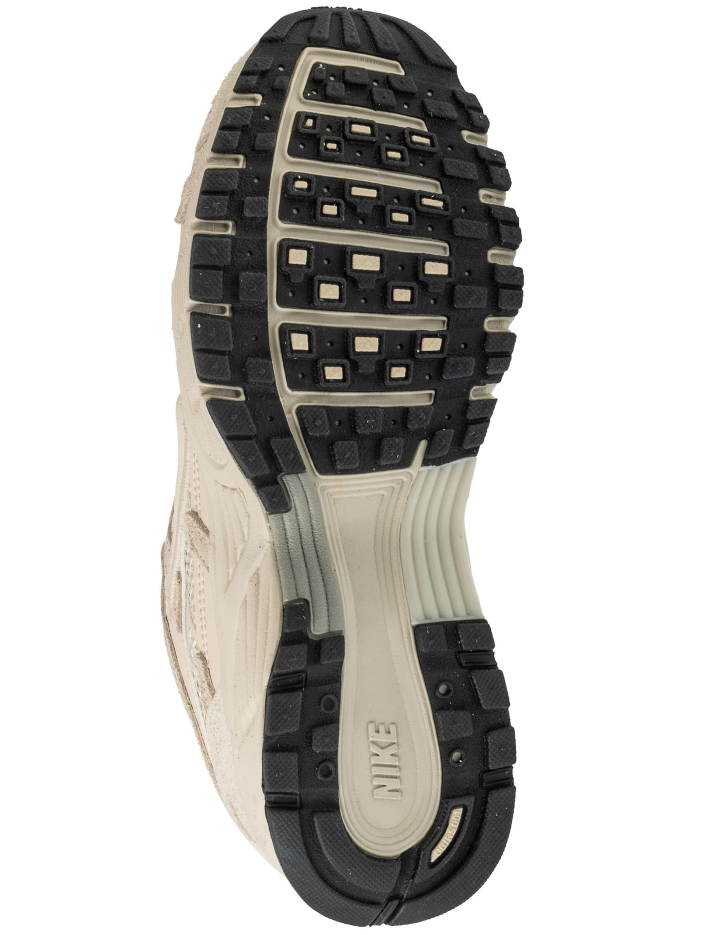 Baskets basses 'Nike P-6000 SE' NIKE en beige