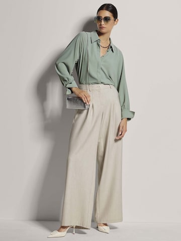 MADELEINE Bluse in Grün