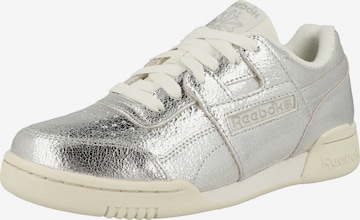 Reebok - Zapatillas deportivas bajas ' Workout Plus ' en plata: frente