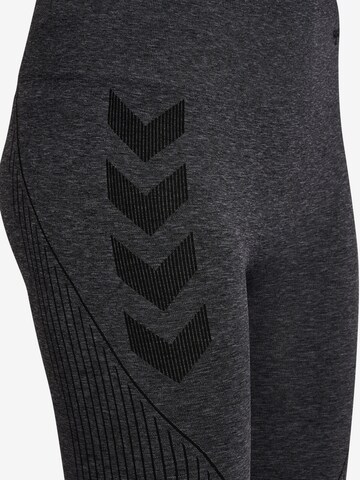 Hummel Skinny Sportbroek 'Hana' in Zwart