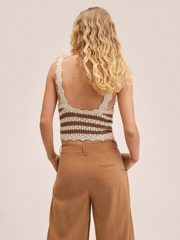 Tops en tricot 'MIRINA' MANGO en marron