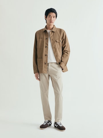 Scalpers Regular Chino Pants in Beige: front