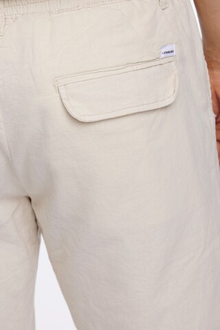 Lindbergh Regular Shorts in Beige