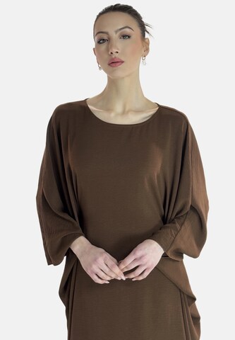 Robe Elara en marron