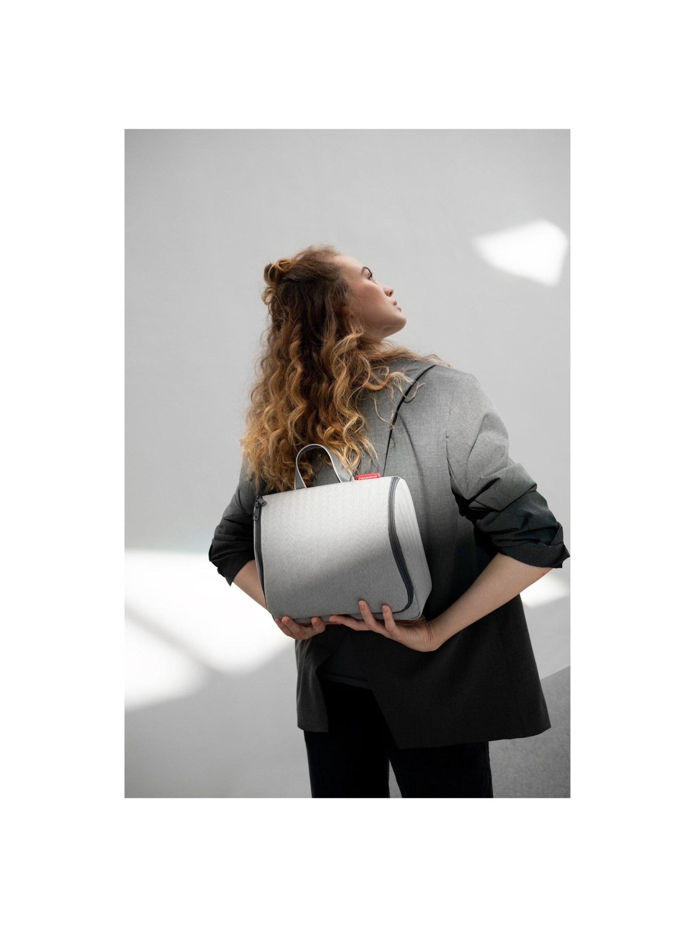 REISENTHEL Kulturtasche‌‌‌‌‌‌‌‌‌‌ in Grau