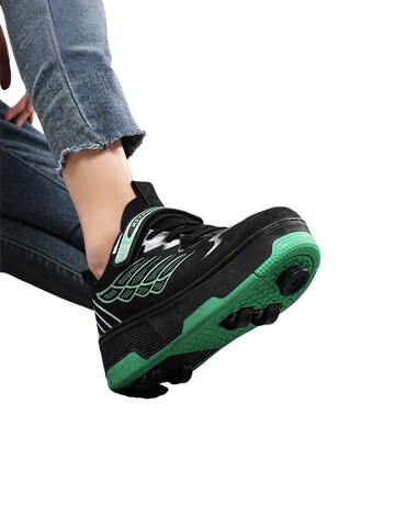 HUSKSWARE Inline and Roller Skates in Black