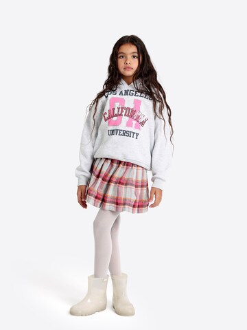 Sweat-shirt Solang en gris : devant