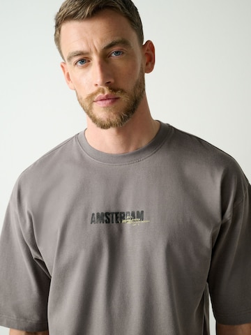 Next Shirt in Black