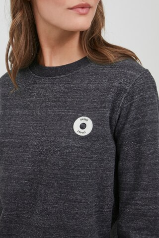 Oxmo Sweatshirt 'HELLA' in Grau