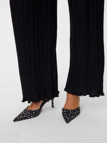 MAMALICIOUS Wide leg Broek 'MLPENELOPE' in Zwart