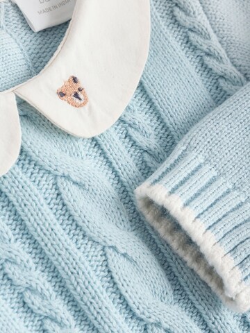 Next Set in Blue