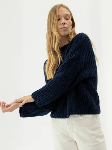 Pull-over ' Cajsa ' Holebrook en bleu