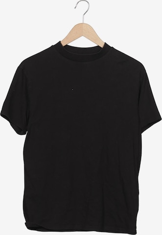 Bershka T-Shirt S in Schwarz: Vorderseite