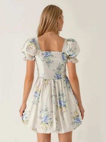 Busem - Vestido em branco