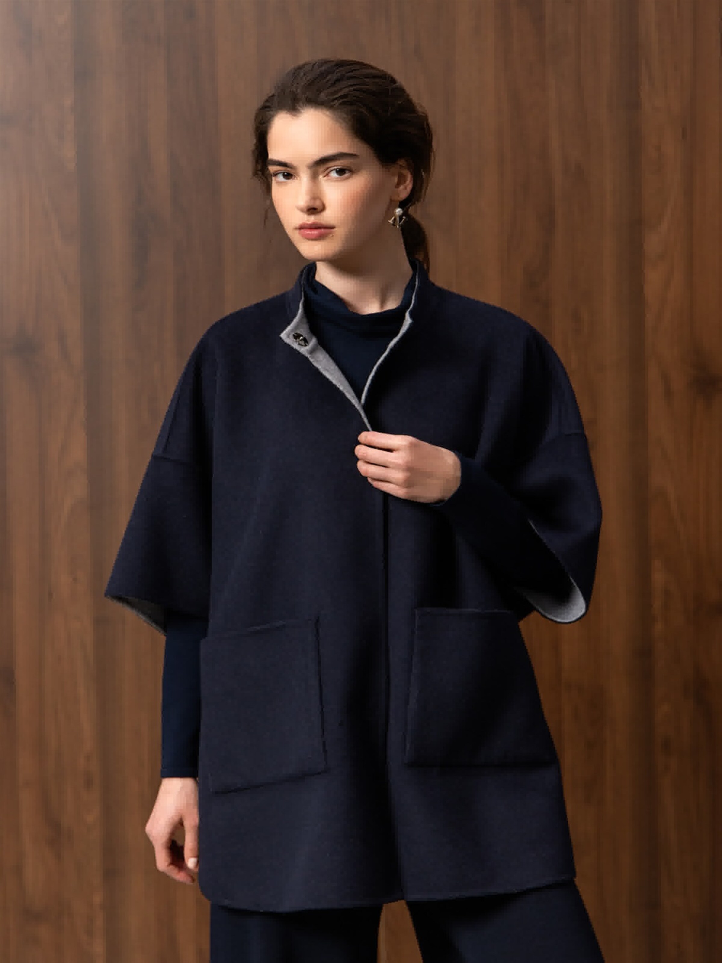 NAULOVER Cape in Blau: Vorderseite