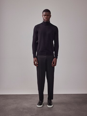 DAN FOX APPAREL Rollkragenpullover 'The Essential' in Schwarz