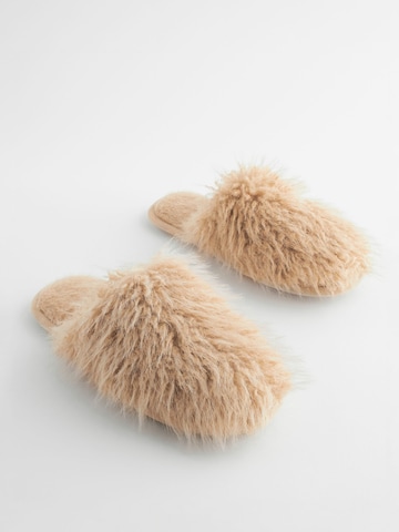Next Hausschuh in Beige