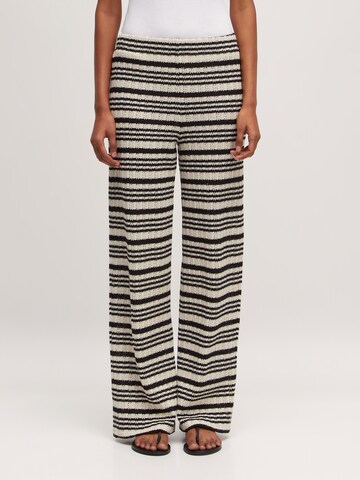 EDITED Loose fit Pants 'Finn' in Black: front