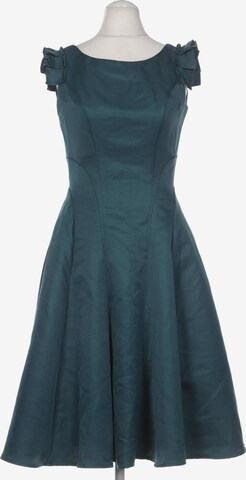 Chi Chi London Dress in M in Green: front