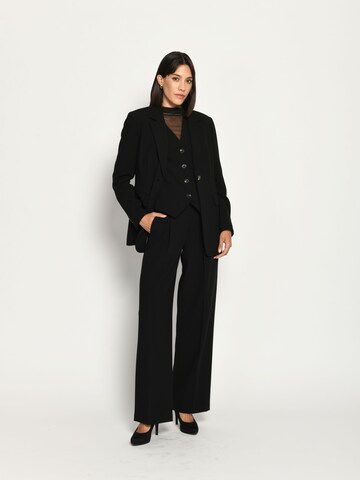 White Label by RoFa Blazer in Black