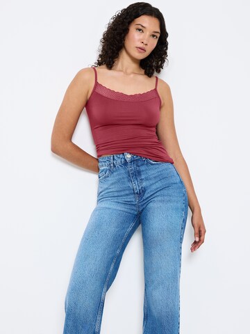 Haut ' Red Label Feel of Modal ' TRIUMPH en rouge